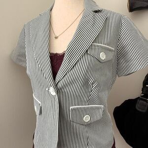 2000s Pinstripe Office Siren Short Sleeve Blazer Size M